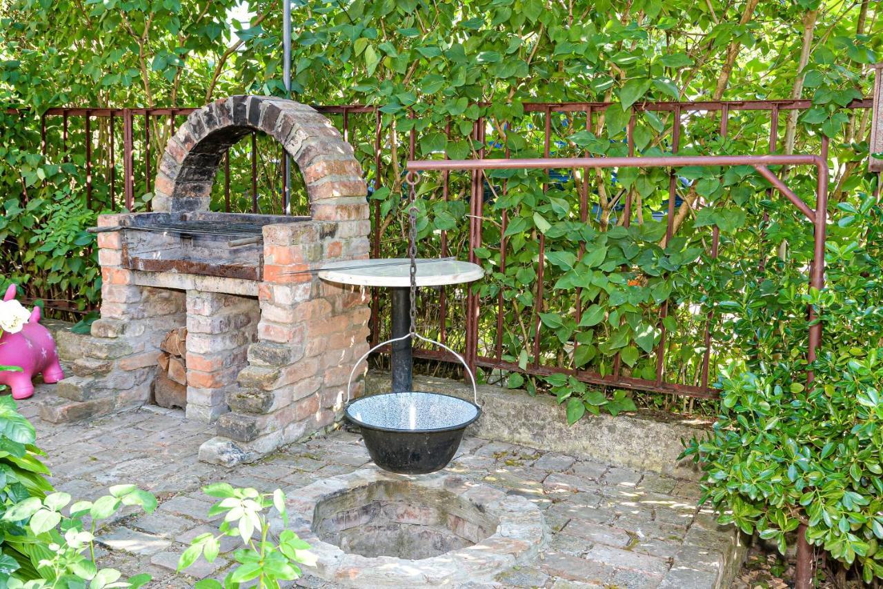 Ferienwohnung Holly Vendeghaz Hajdúszoboszló Exterior foto